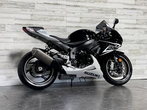 Suzuki GSX-R600 d'occasion de 2014 disponible à la vente - Product Image 4