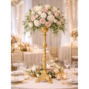 Support de bougie en métal à base trépied, style baroque doré simple et tendance, décoration de mariage, taille personnalisée, fait à la main, Shah - Product Image 1