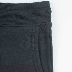 Elegante Chándal de Dos Piezas para Hombre con Tela Cómoda y Estilo Moderno, Ideal para Uso Diario y Comodidad al Aire Libre - Product Image 2
