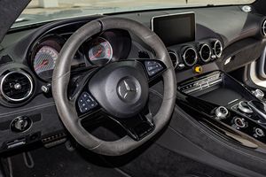 รถยนต์มือสอง ปี 2018 เมอร์เซเดส-เอเอ็มจี จีที อาร์ คูเป้ พวงมาลัยซ้าย/ขวา - Product Image 3