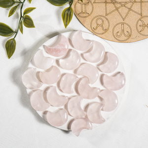 Cristales de cuarzo rosa en forma de luna tallados a mano de la mejor calidad, piedras curativas naturales para decoración y meditación. - Product Image 3