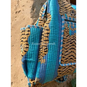 Vente en gros de sac à dos en tissu imprimé à rayures tigre sac d'école en coton matelassé grande capacité sac à main de voyage sac à fermeture éclair pour étudiant - Product Image 2