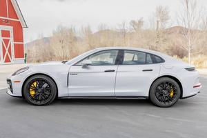 LISTO PARA ENVIAR, LHD/RHD, PORSCHE PANAMERA TURBO S E-HYBRID 2025, HÍBRIDO ENCAJABLE DE 771 HP, V8, TRACCIÓN EN LAS CUATRO RUEDAS - Product Image 2