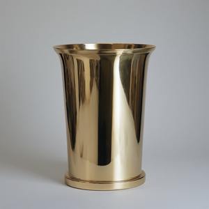 Tapa de Basurero de Metal de Primera Calidad, Diseñada para Entornos Profesionales, Proporciona Larga Duración, Rendimiento Constante y Respetuosa con el Medio Ambiente - Product Image 5