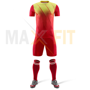 MAXFIT ENTERPRISES-Conjunto de Ropa de Fútbol para Hombre, Ropa de Manga Corta con Nombre Personalizado, Corte Automatizado, Alta Calidad - Product Image 5