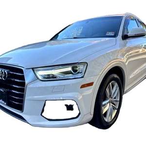 ขายส่งรถยนต์มือสอง Audi Q3 AWD 2.0T Quattro Premium 4 ประตู SUV ปี 2017 เบาะหนัง กล้องมองหลัง พวงมาลัยซ้าย หลังคาซันรูฟ LED 8 ถุงลมนิรภัย มาตรฐานยุโรป - Product Image 1