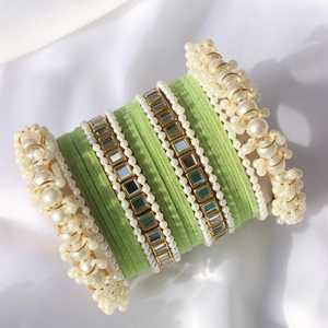 Nuevo estilo Top Seller Brazaletes de ropa nupcial Conjuntos para mujeres Venta al por mayor Precio barato Brazaletes de terciopelo Color diferente para fiestas de boda - Product Image 5