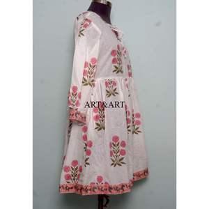 Robe trapèze vintage bohème pour femme, longueur genou, tricotée 100 % coton, manches trois-quarts, imprimé floral, faite à la main, pour les vacances, naturelle - Product Image 4