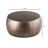 Table basse argentée de luxe de haute qualité avec élégant salon moderne parfait en aluminium antique martelé durable et robuste