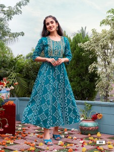 Nouvelle collection de vêtements de bureau et de fête Kurti avec Heavy Rayon Multi Gold avec Khadi Print de l'exportateur indien - Product Image 5