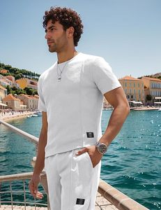 ชุดกางเกงขาสั้นผ้าทอสีพื้นสำหรับผู้ชายแฟชั่นใหม่ล่าสุดสำหรับฤดูหนาวเสื้อผ้าแนวสตรีทไซส์ใหญ่พิเศษพร้อมผ้าพิมพ์ลาย - Product Image 3