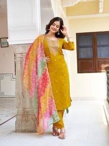 Conjunto de Kurti de algodón indio tradicional de nueva moda para mujer Kurta bordado con Salwar para fiesta de verano al por mayor en Surat India - Product Image 6