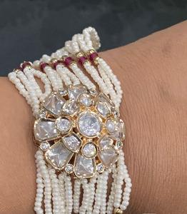 Pulsera Ajustable de Moissanita y Kundan de Primera Calidad para Mujer, con Piedras Brillantes y Aspecto de Perla, Ideal para Fiestas - Product Image 5