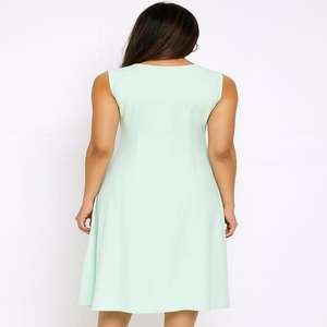 Robe de soirée de haute qualité, robe de fête, vente en gros, style décontracté quotidien, robe d'été, tissu mélangé, sans manches, robe unie - Product Image 4