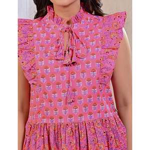 Hauts de loisirs imprimés en coton rose Butta, confortables et élégants - Product Image 2