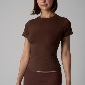 Haut de yoga pour femme en soie/coton, broderie 3D mignonne, anti-UV, léger, respirant, coupe ajustée, manches longues - Product Image 2