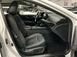 TOYOTA MI-RAI XLE SEDAN FWD 2022 d'occasion en excellent état - Product Image 4