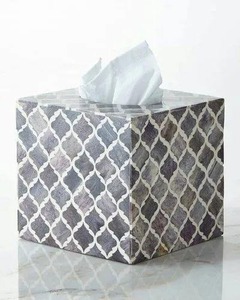 Boîte à mouchoirs en os incrusté sur mesure, artisanale, accessoire pour la maison - Product Image 4