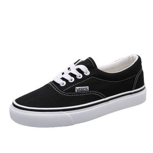 Scarpe di Tela alla Moda per Donne - Stile Coreano, Colore Bianco Solido, Sneakers Moda Primavera 2023 - Product Image 5