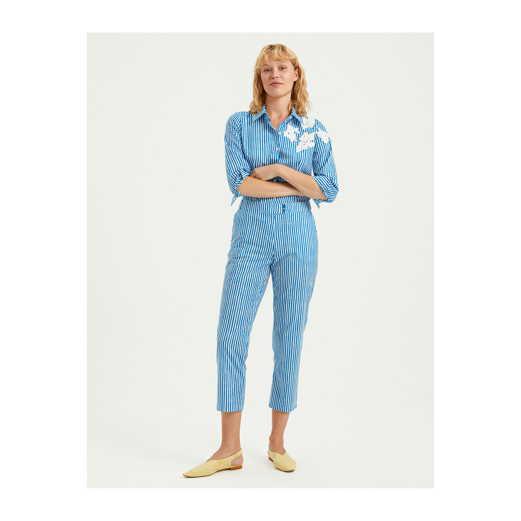 ทะเลสีฟ้า