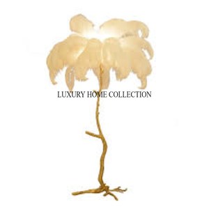 Elegante lámpara de pie de metal hecha a mano con detalles florales decorativos y un brillo cálido para interiores acogedores y elegantes - Product Image 1