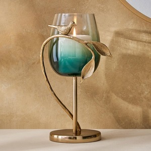 Bougeoir en métal élégant de haute qualité Autres bougeoirs et lanternes pour la décoration intérieure - Product Image 1