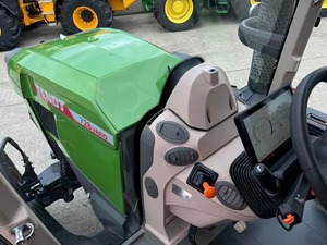 Tractor Fendt 724 VARIO 2023 - Product Image 3