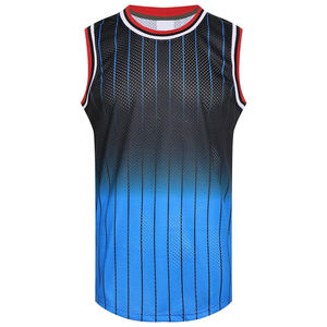 Camiseta de baloncesto de entrenamiento Black-Royal Gradient personalizada Camiseta reversible transpirable y sostenible - Product Image 1