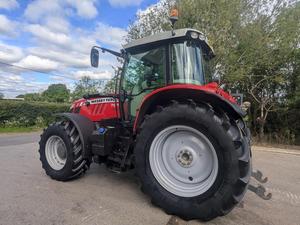 รถแทรกเตอร์ฟาร์ม Massey Ferguson 7618 ขับเคลื่อน 4 ล้อ MF 7618 เครื่องยนต์ดีเซลเทอร์โบ รถแทรกเตอร์แบบมีห้องโดยสาร สำหรับใช้งานทางการเกษตร - Product Image 6