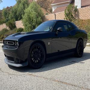 Dodge Challenger R/T Scat Pack 2015 Usado, Volante a la Izquierda/Derecha - Product Image 1