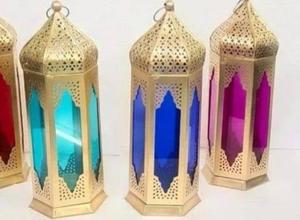 Linternas de latón hechas a medida con vidrio de colores surtidos para decoración del hogar Reventa disponible para tiendas - Product Image 4