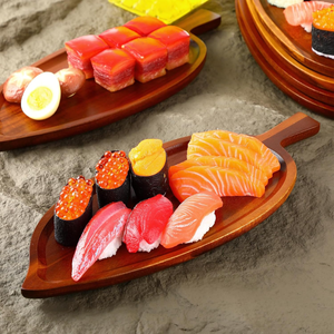 Vente en gros de plateau de service en bois d'acacia naturel en forme de feuille pour la décoration de la nourriture assiette en bois décorative fabriquée au Vietnam - Product Image 3