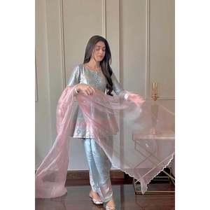 Vestido Liana de Satén Azul Hielo con Bordado, Ropa Transpirable para Mujer - Product Image 3