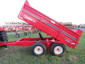 2025 John B.M. Remolque volquete de agricultura Mfg T800 para remolque de granja de uso en tractor - Product Image 3