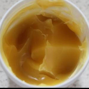 Lanolina Anhidra (CAS 8006-54-0) 99% de Pureza, Ungüento Amarillo, Materia Prima Cosmética para Formulaciones de Cuidado de la Piel - Product Image 1