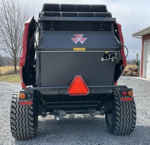 แมสซีย์เฟอร์กูสัน RB4160V เครื่องอัดฟางทรงสี่เหลี่ยมเล็กอัตโนมัติใช้งานได้กับฟาร์มสภาพใหม่ - Product Image 2