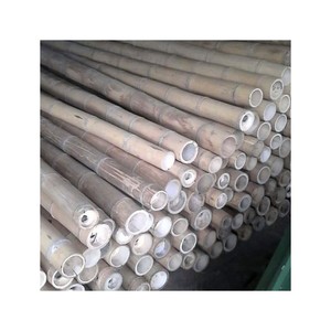 เสาไม้ไผ่ธรรมชาติคุณภาพสูงสำหรับใช้ในการก่อสร้างและตกแต่งสวนกลางแจ้ง - Product Image 1