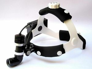 SS Manufacture Portable Dental LED Surgical Headlight for ENT 5W Rechargeable - Product Image 2