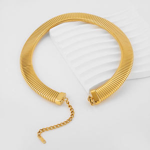 最新の18Kゴールドメッキステンレススチールジュエリーチャンキー弾性スネークボーンチェーンチョーカー女性用ネックレスP243485 - Product Image 2