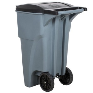 ถังขยะทรงสี่เหลี่ยมมีล้อพร้อมฝาปิด Rubbermaid FG9W2100GRAY BRUTE ขนาด 65 แกลลอน สีเทา - Product Image 1