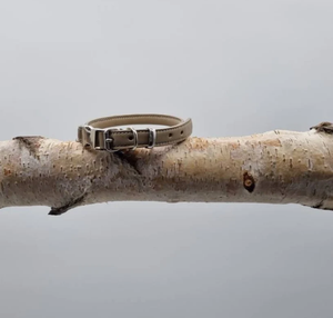 Collar de perro sabueso de cuero verde de alta calidad para galgo y Whippet - Product Image 1