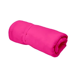Serviette multisports personnalisée en liège pour gadgets promotionnels - Product Image 4