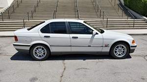 SEDAN USADO LHD/RHD 1995 B M W 325I - Product Image 2