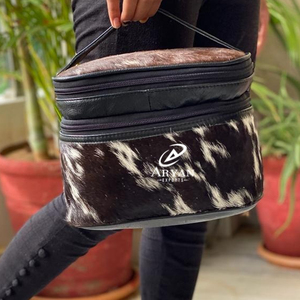 Trousse de rangement de maquillage pour femmes en cuir véritable à motifs floraux faits à la main Organisateur de voyage occidental Trousse de toilette Cowgirl de luxe - Product Image 1