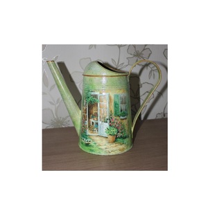 Bidon d'eau en métal galvanisé durable avec des accents floraux en émail artistique parfait pour les amateurs de jardin de style ferme - Product Image 6