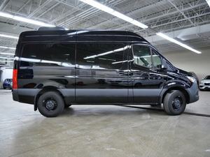 รถ2500มือสอง2024 Mercedes-Benz Sprinter 144โดยสารรถตู้ RWD - Product Image 2