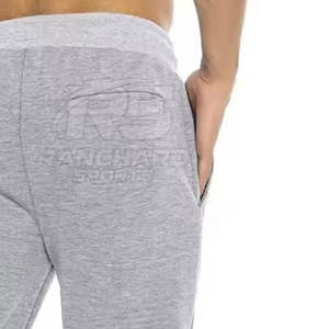 Pantalons de sport sur mesure, marque privée, pantalons de survêtement en polyester et coton pour hommes, fabricant de pantalons - Product Image 4