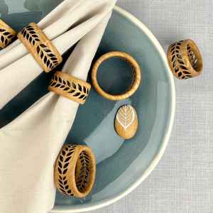 Rondelles de serviette en rotin élégant Décor de table en osier pour table à manger - Product Image 3