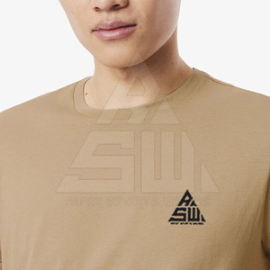 T-shirts pour hommes en polyester/coton de haute qualité, fabriqués en usine, légers, respirants, prix de gros, vente en ligne à chaud - Product Image 2