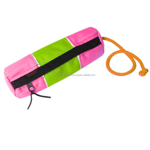 Dummy d'entraînement pour chien en toile personnalisé avec logo CPE-DTD-102 de Close Player Enterprises, avec poche pour friandises, pour l'entraînement des chiens de chasse et des chiots. - Product Image 3
